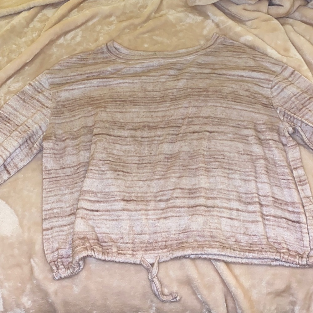 Long sleeve crop top size L